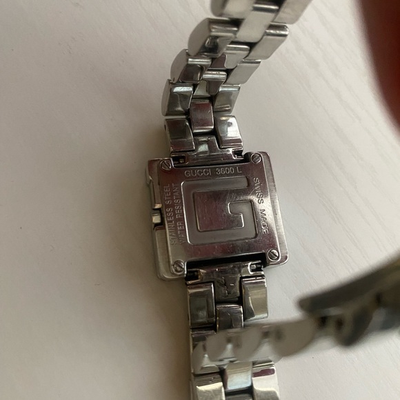 Gucci Watch with Box and authentication card stainless steel - Picture 2 of 5